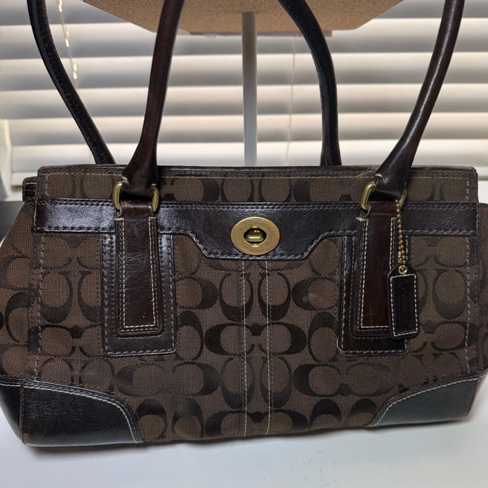 Coach Hampton YK2 bag purse shoulder handbag brown logo C - Picture 5 of 14